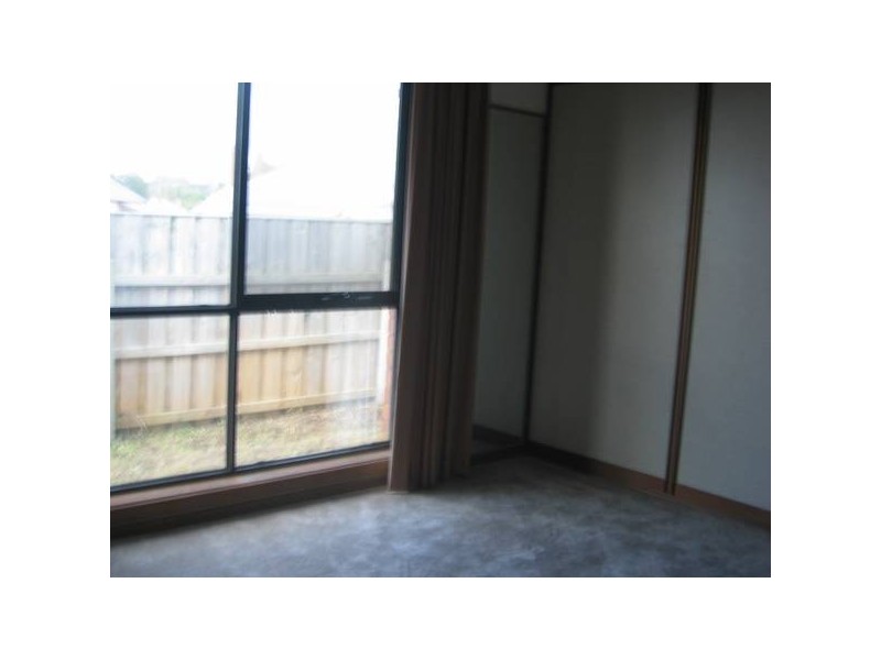 Hopetoun Road, Drouin VIC 3818