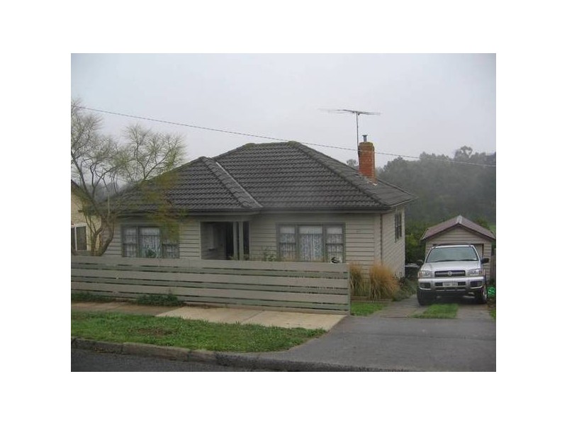 Charles Street, Warragul VIC 3820