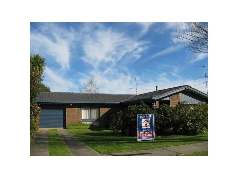 Cambridge Drive, Warragul VIC 3820