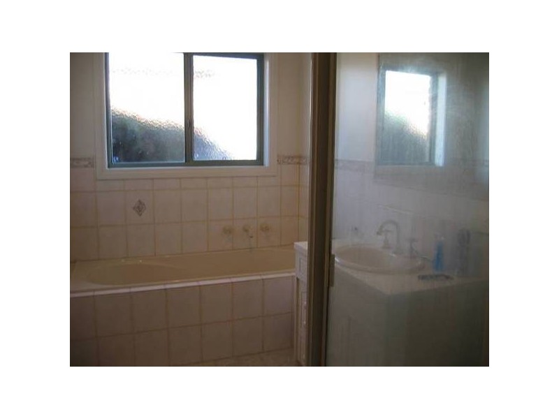 Stoffers Street, Warragul VIC 3820