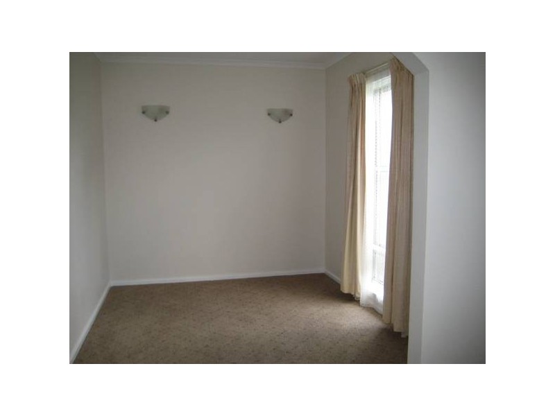 19 Caton Street, Warragul VIC 3820