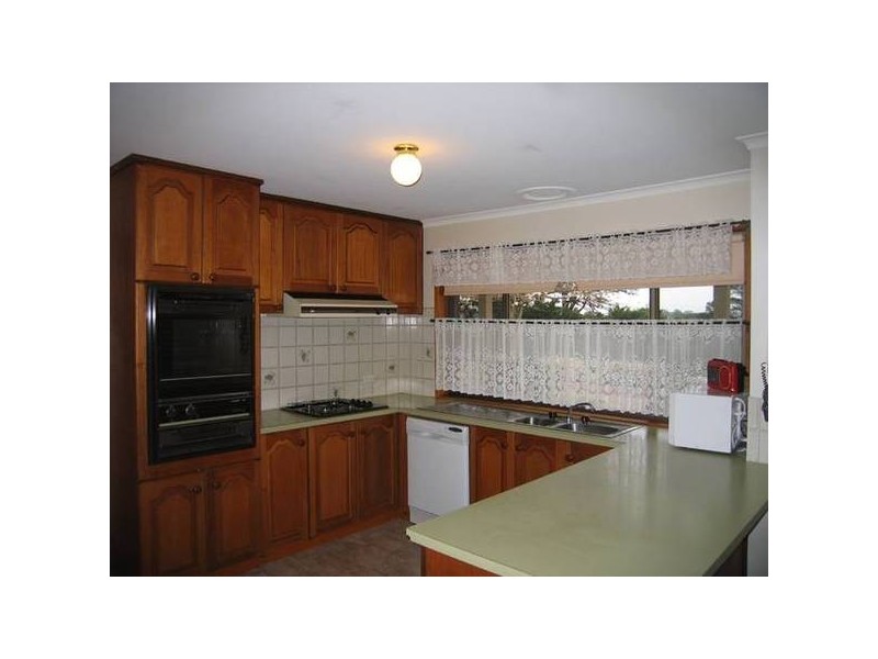 2 Bellamy Close, Warragul VIC 3820