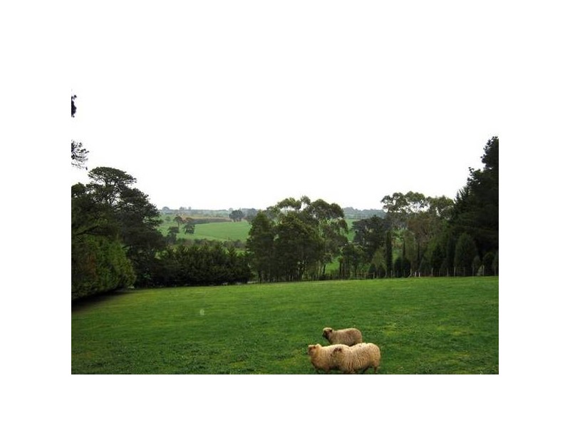 2 Bellamy Close, Warragul VIC 3820