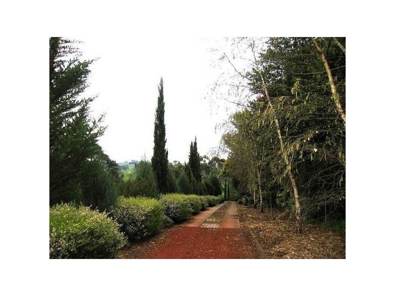 2 Bellamy Close, Warragul VIC 3820