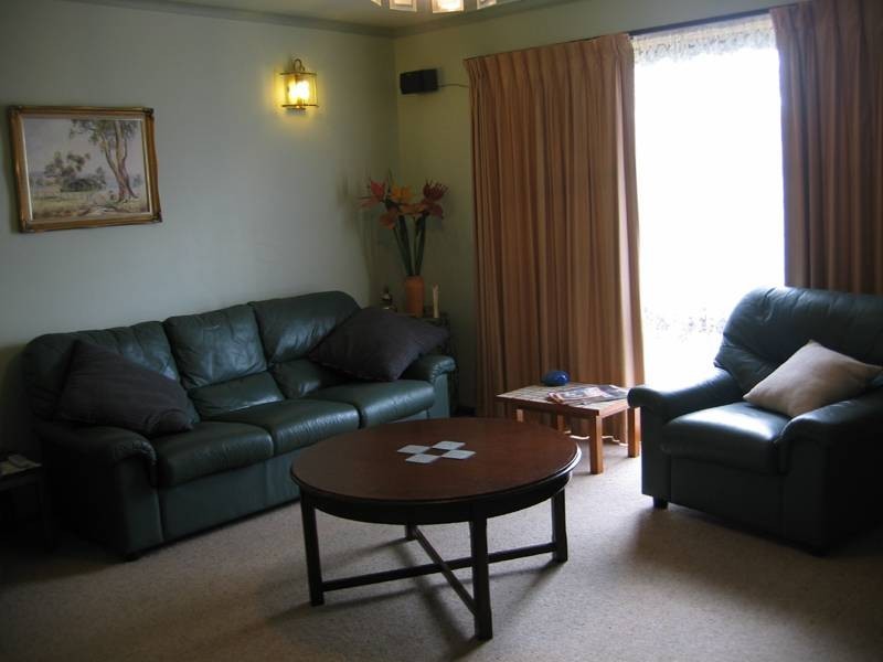 7 Cambridge Drive, Warragul VIC 3820