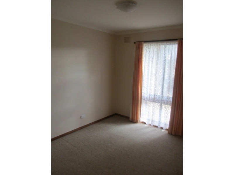 7 Cambridge Drive, Warragul VIC 3820