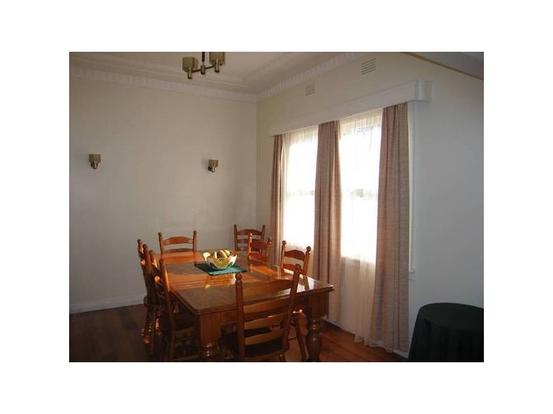 14 Windsor Avenue, Warragul VIC 3820