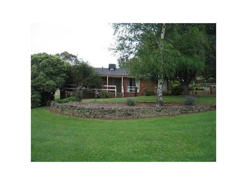 11 Jindivick Road, Neerim South VIC 3831