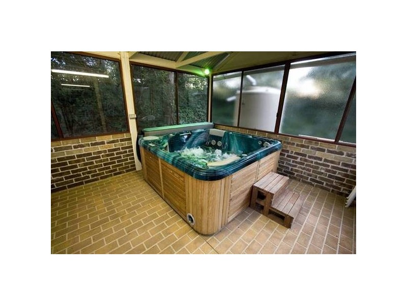 21 Moroka. Drive, Warragul VIC 3820