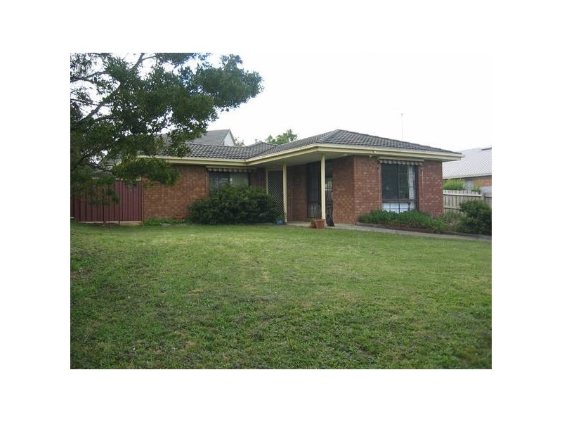 166 Bowen Street, Warragul VIC 3820