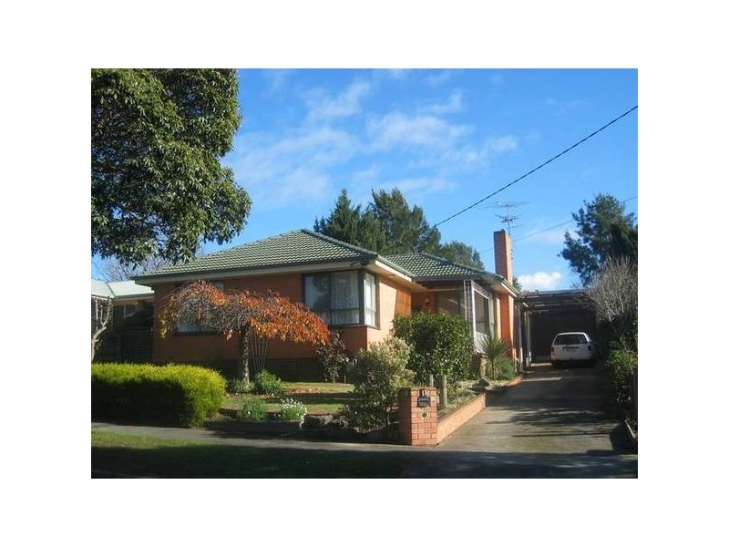 11 Montrose, Warragul VIC 3820