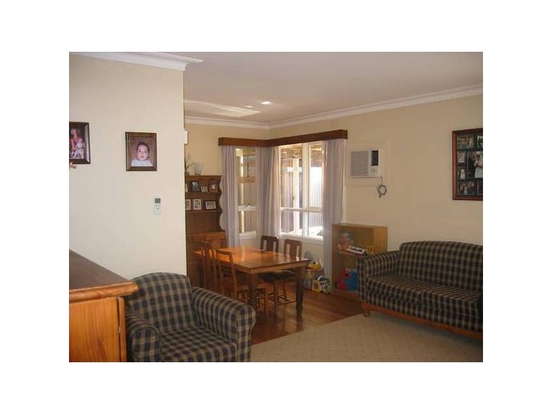 11 Montrose, Warragul VIC 3820