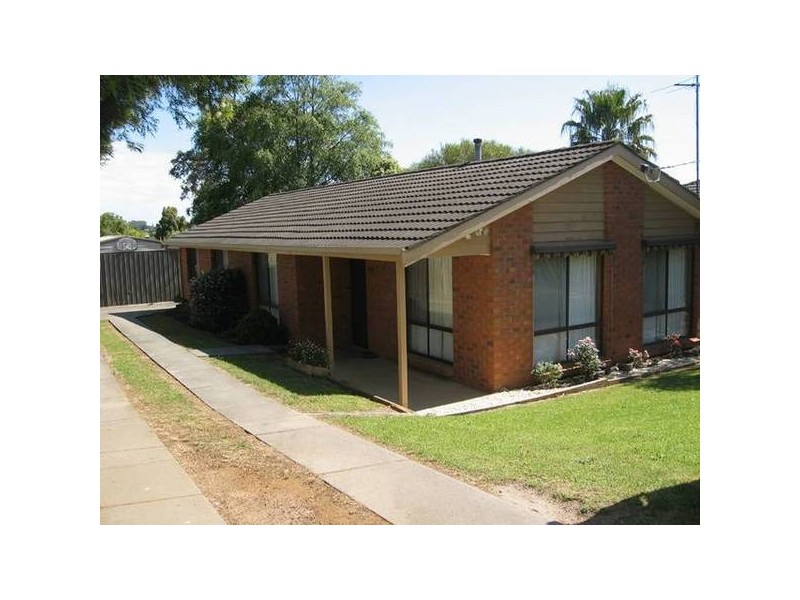 78 Church Street, Drouin VIC 3818