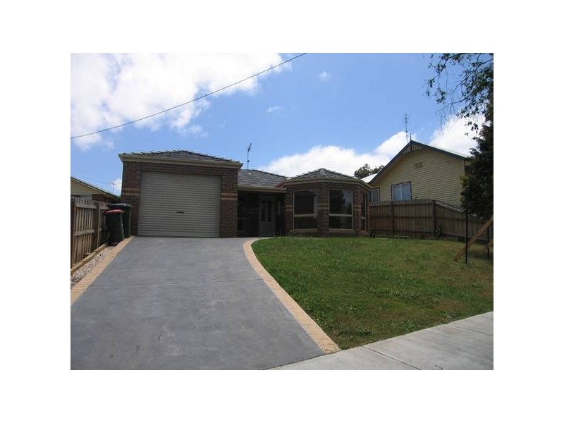 73a & b Bowen Street, Warragul VIC 3820