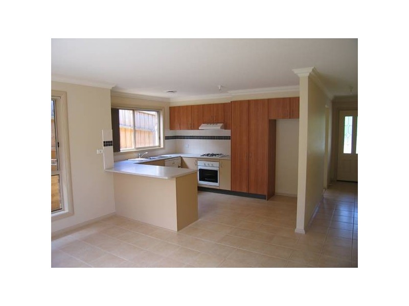 73a & b Bowen Street, Warragul VIC 3820