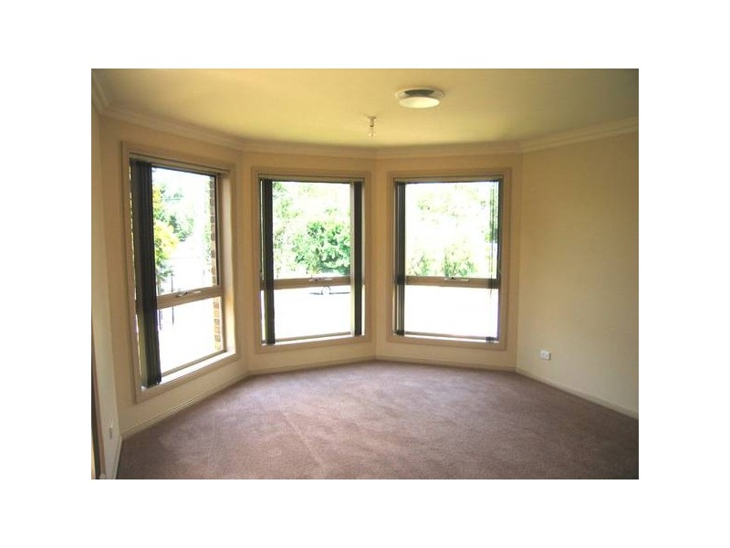 73a & b Bowen Street, Warragul VIC 3820