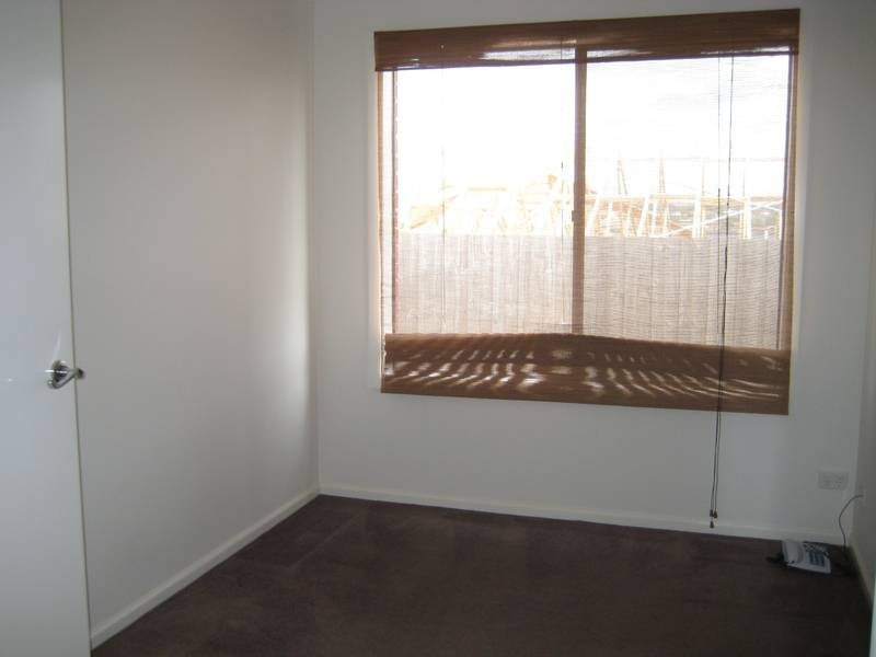 4 Toorongo Street, Drouin VIC 3818