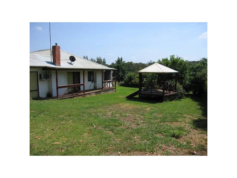 81 Longwarry Road, Drouin VIC 3818