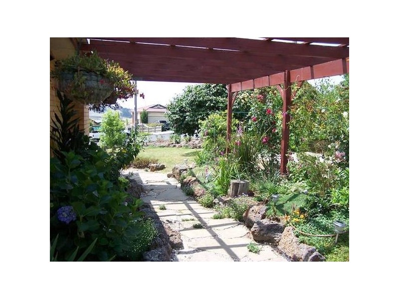 327 Normanby Street, Warragul VIC 3820