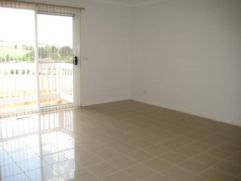 2/19 Jamieson Street, Warragul VIC 3820