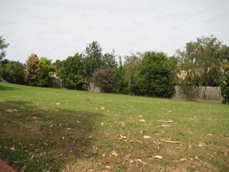 10 Jackson Drive, Drouin VIC 3818