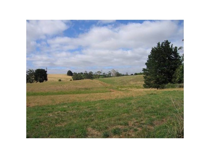 450 East West Road, Warragul VIC 3820