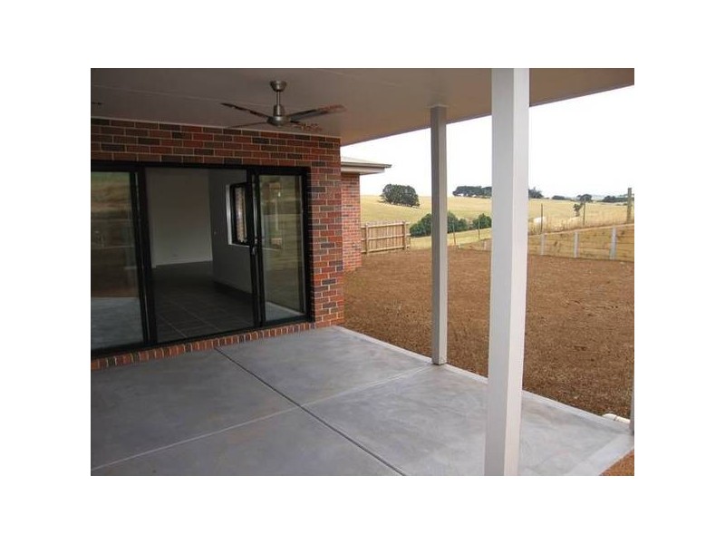 22 Willow Crescent, Warragul VIC 3820