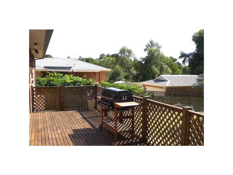 13 Hayes Drive, Warragul VIC 3820