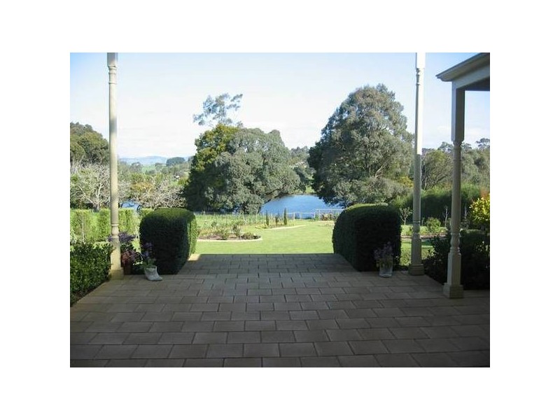 18 Fernery Boulevard, Warragul VIC 3820