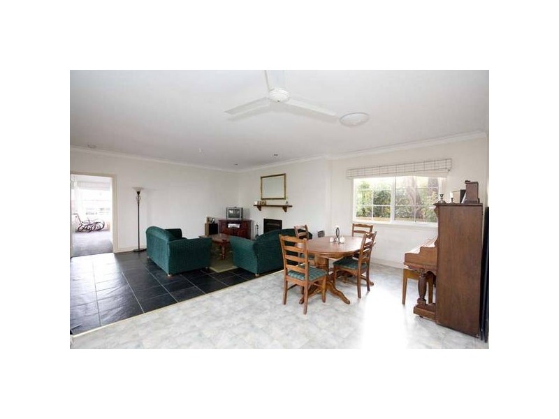 12 Craig, Warragul VIC 3820