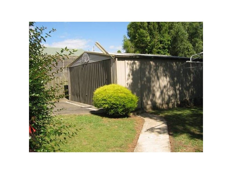 78 Church St., Drouin VIC 3818