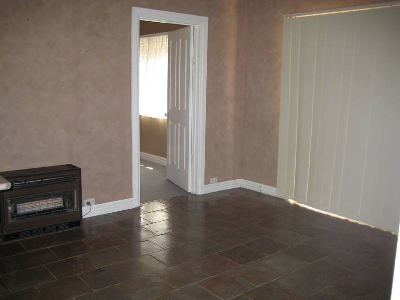 1/102 Albert Road, Warragul VIC 3820