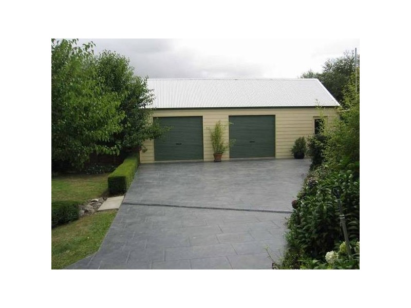 1A Massimo Court, Drouin VIC 3818