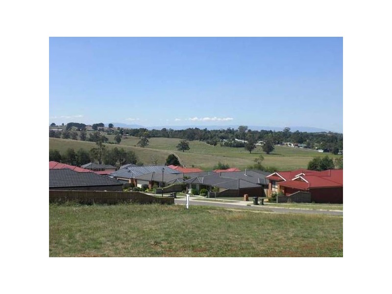 125 Grange Crescent, Warragul VIC 3820