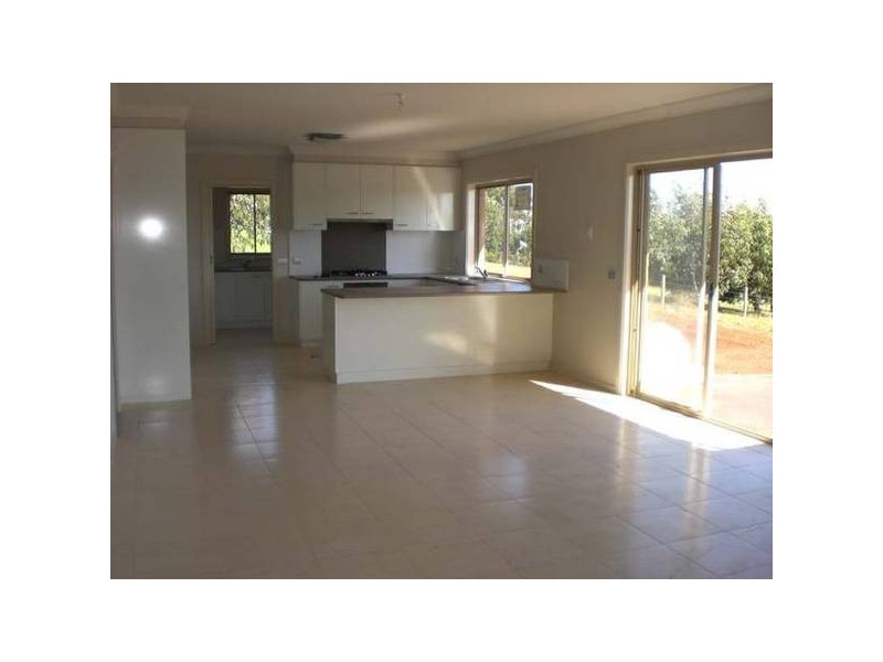 125 Grange Crescent, Warragul VIC 3820