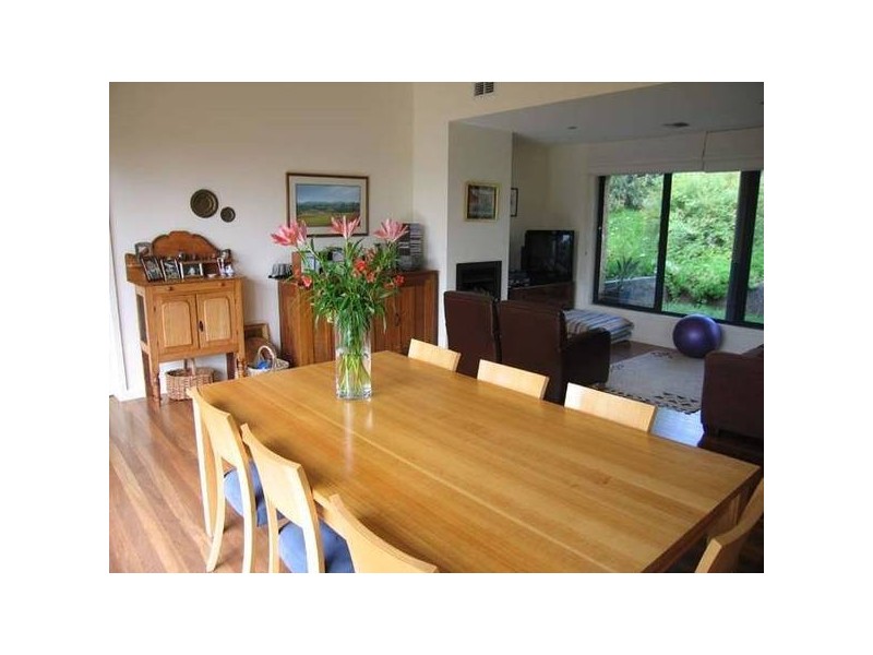 24 Montrose Street, Warragul VIC 3820