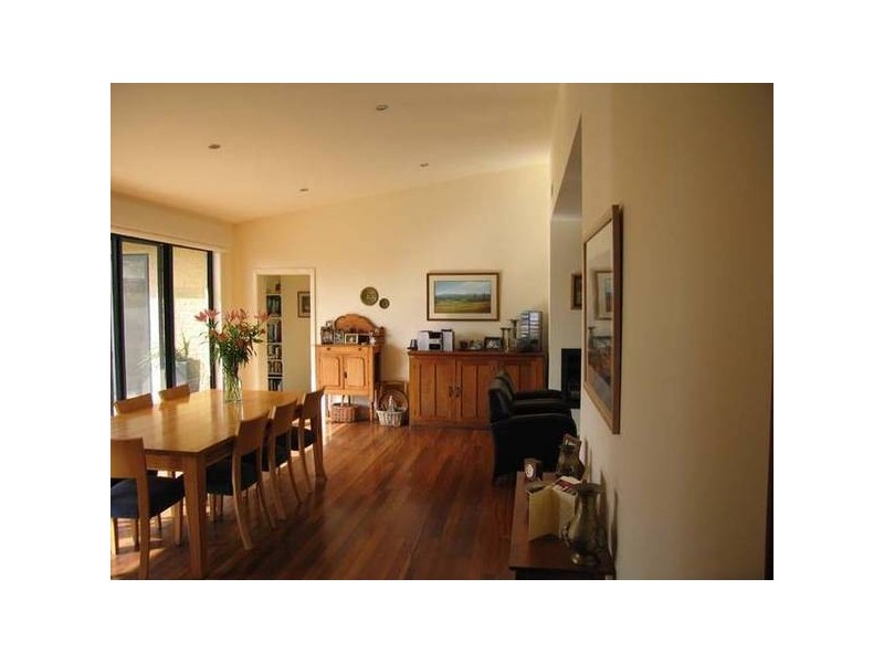 24 Montrose Street, Warragul VIC 3820