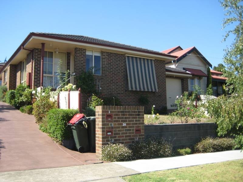 1/30 Charles Street, Warragul VIC 3820