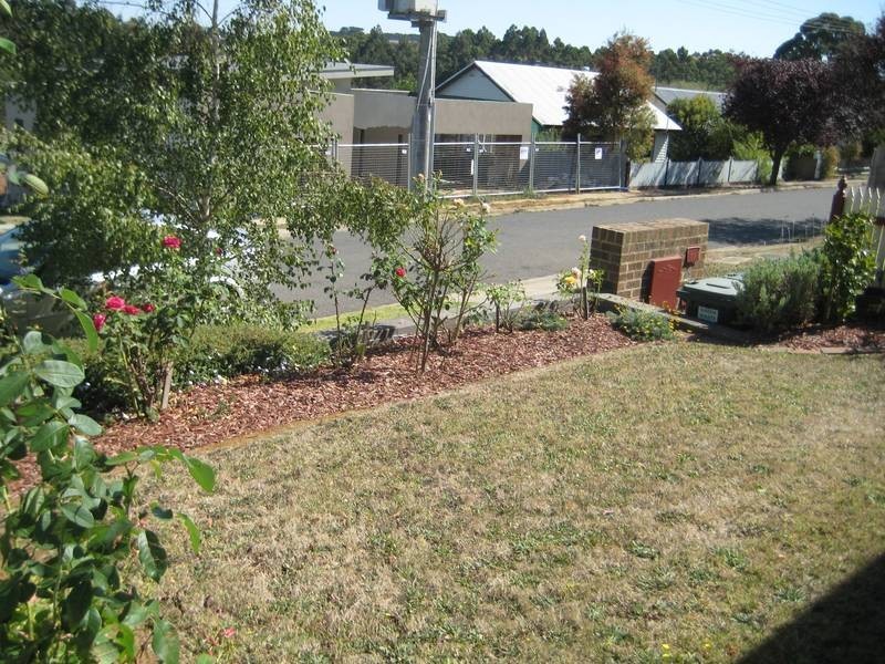 1/30 Charles Street, Warragul VIC 3820