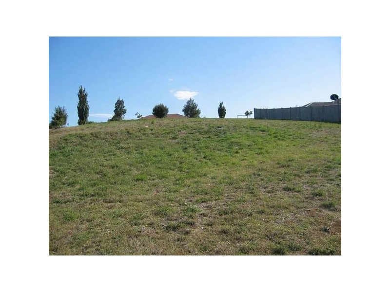 19 Baw Baw Drive, Warragul VIC 3820