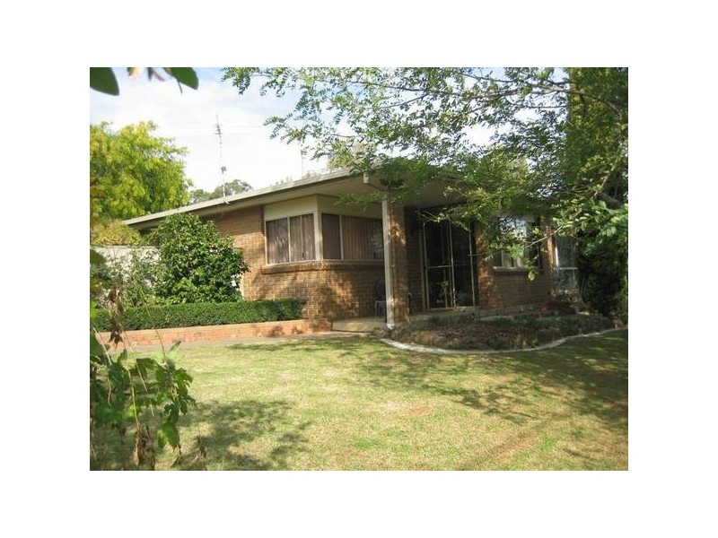 34 – 36 Acacia Street, Drouin VIC 3818