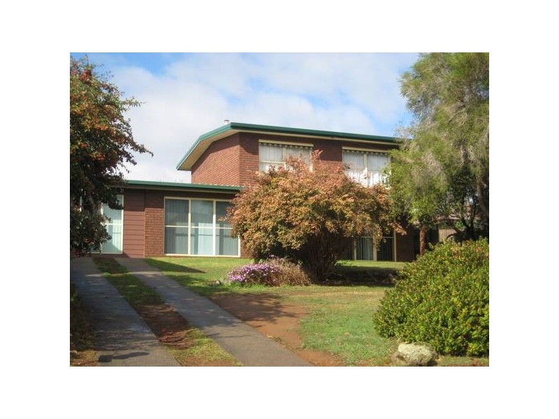 66 Charles Street, Warragul VIC 3820