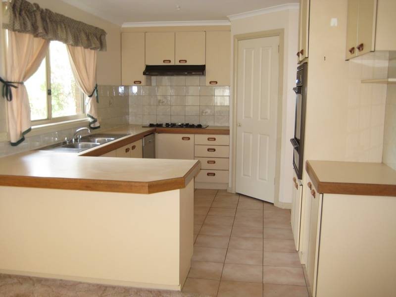 3 Oak Court, Warragul VIC 3820