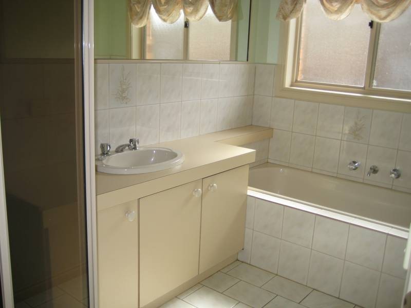 3 Oak Court, Warragul VIC 3820