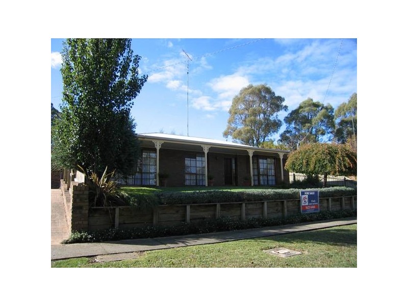 61 Waratah Drive, Warragul VIC 3820