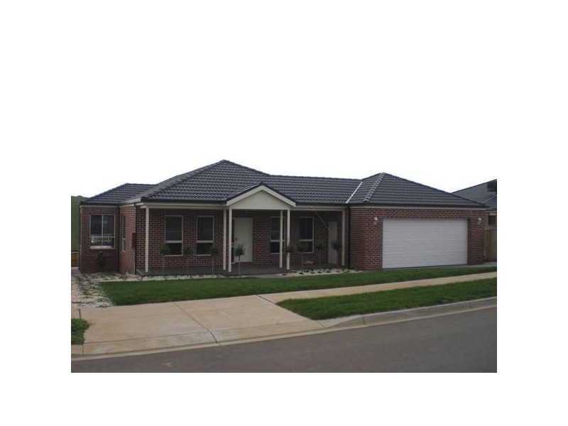 74 Grange Crescent, Warragul VIC 3820