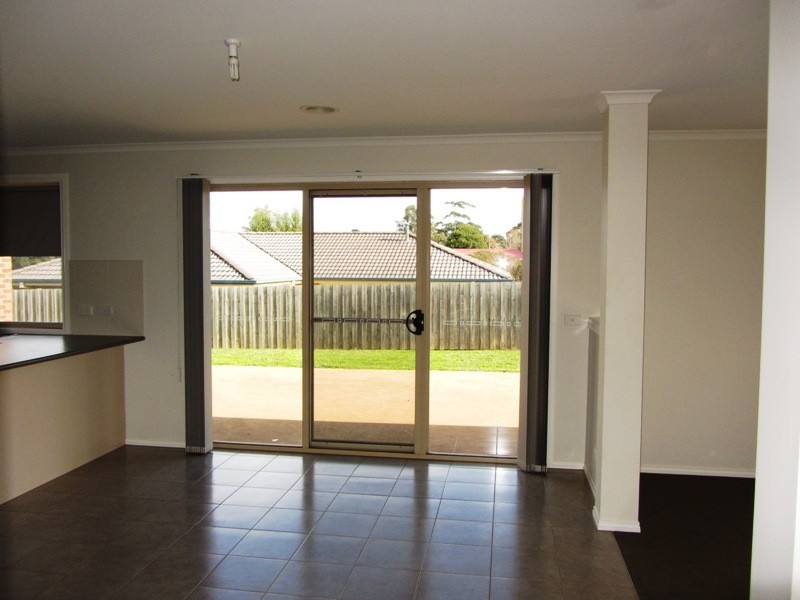 7 Davey Drive, Drouin VIC 3818