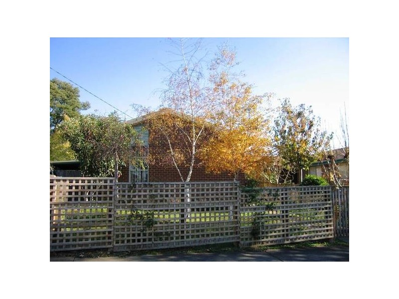 1 Lawson Crescent, Warragul VIC 3820