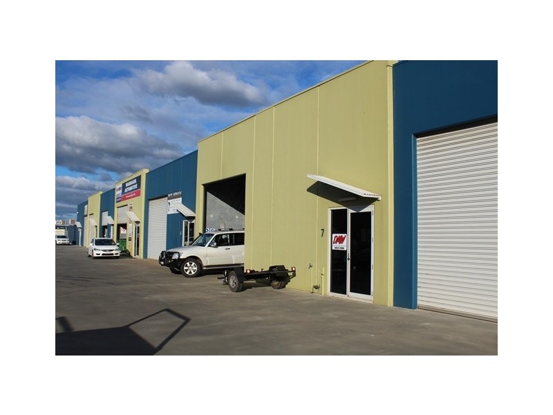 7/11 Pearse Street, Warragul VIC 3820