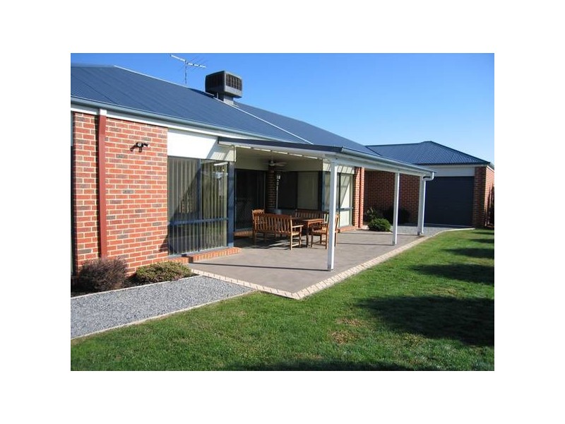2 Grosvenor Court, Warragul VIC 3820